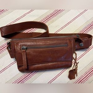 Beautiful, leather small purse/wallet - cross body.